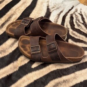 Birkenstock women’s Brown Sandals